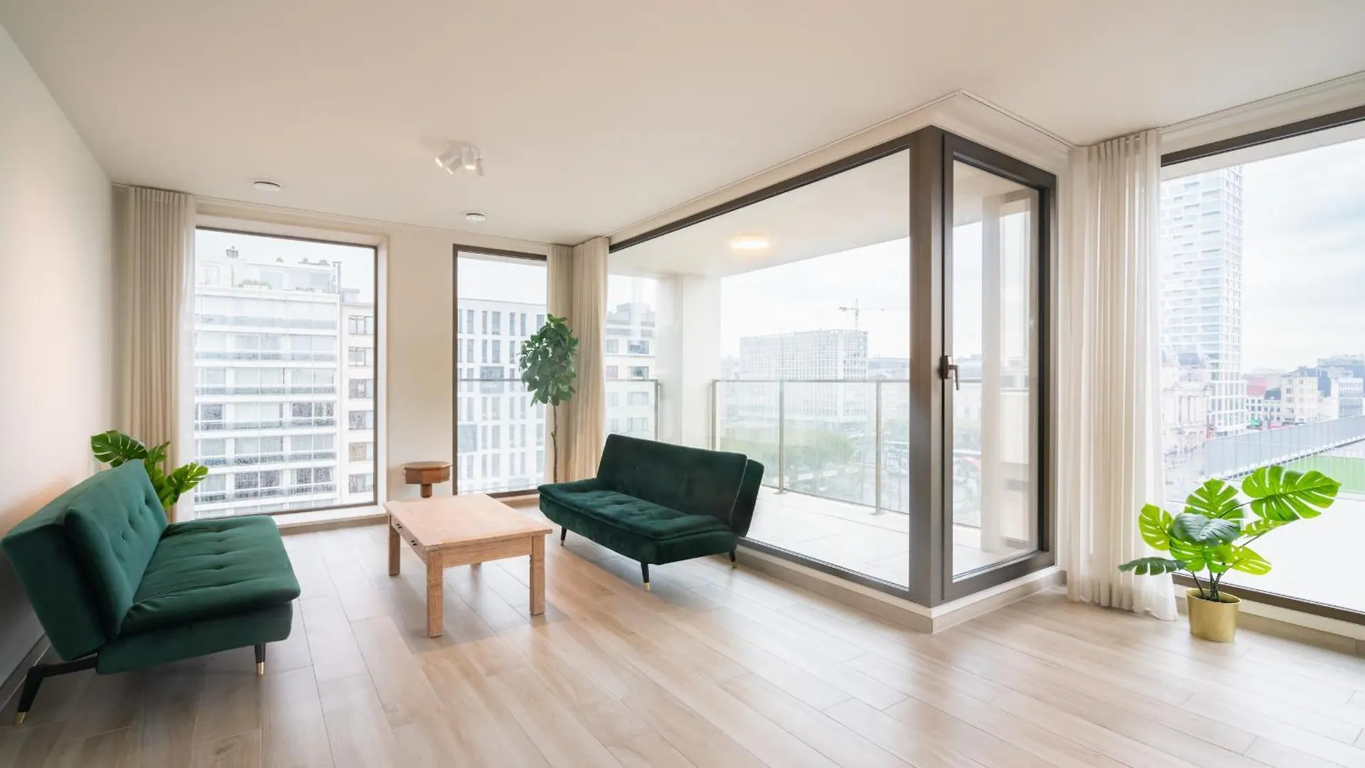 Opera Apartments In The Center Of Antwerpen
